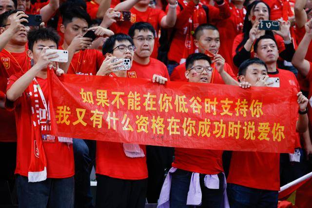 米切尔的困惑与哈登的影响，骑士队的领导权之争