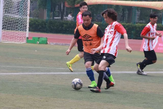 雷克瑟姆客场豪取首胜，3-0完胜米尔沃尔
